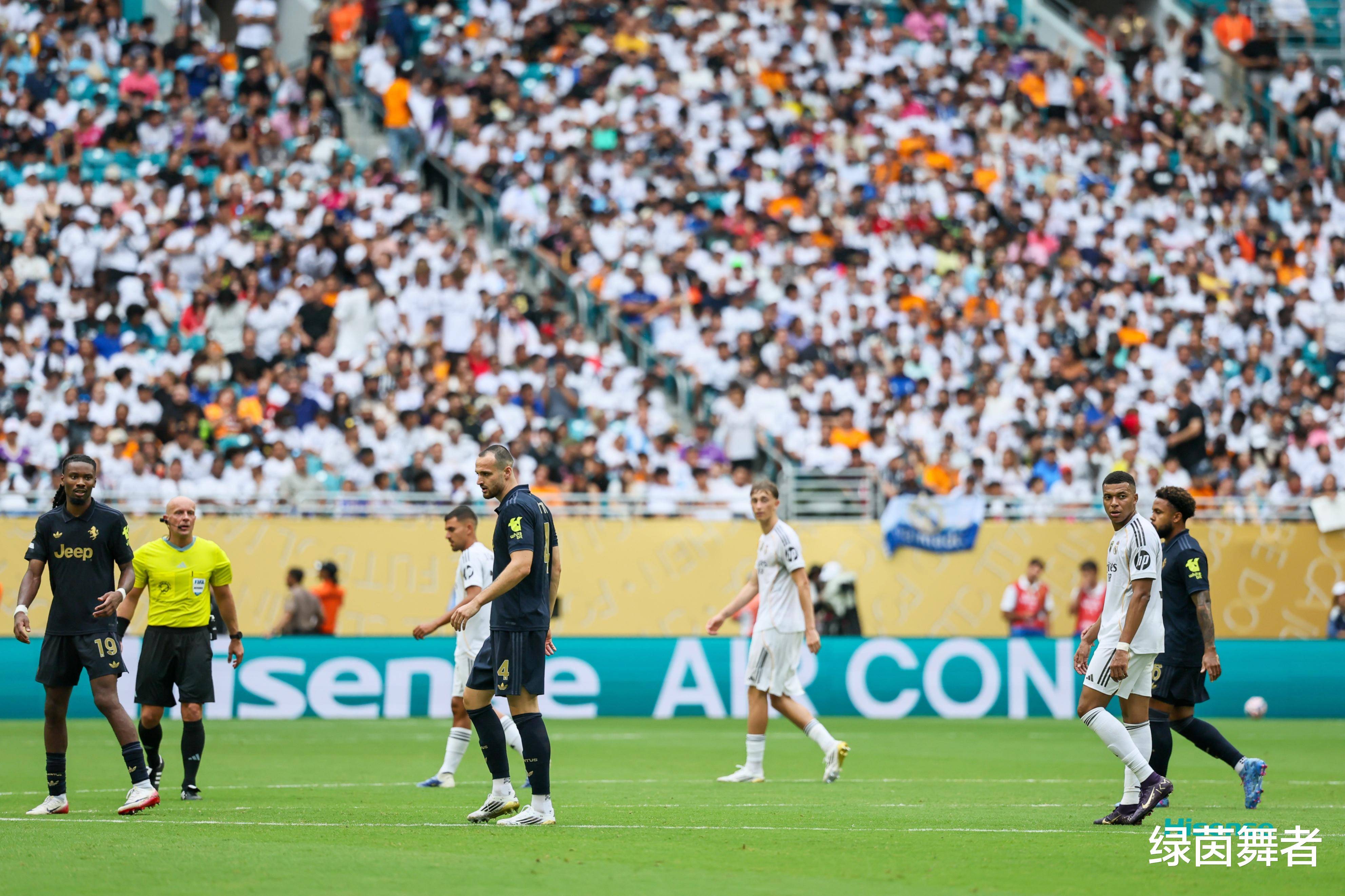 阿扎伦卡在尤文图斯比赛中爆冷，爆冷引发热议！